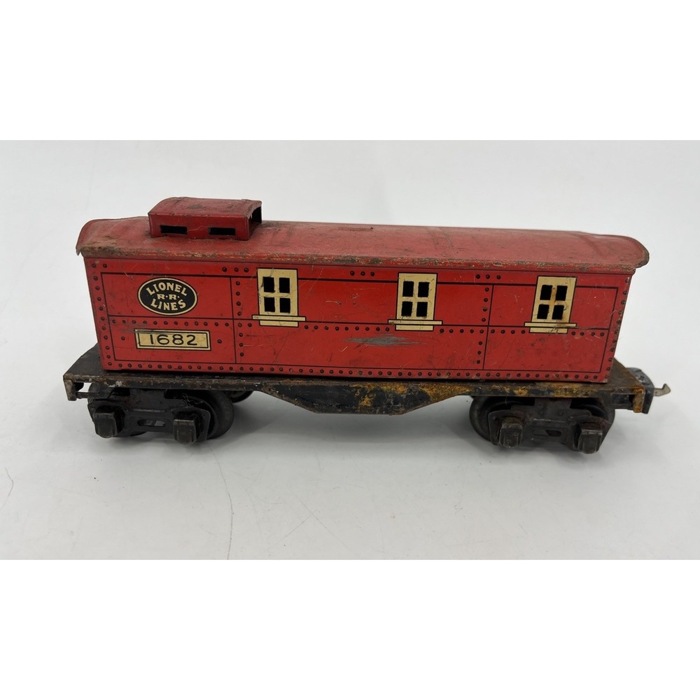 Lionel 1682 Pre-war Tin Caboose USA Made Model Railroad Car